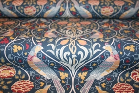 William Morris bomuld \'Seasons Indigo\' til patchwork og beklædning