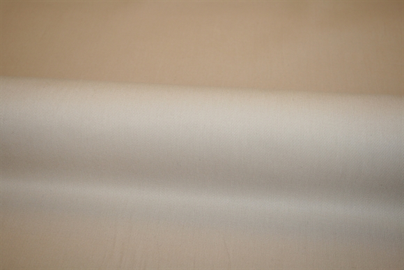 Sandfarvet bomuldstwill med elastan