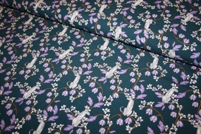 Viscose med print af blomster og pumaer