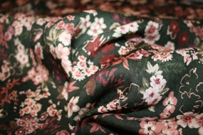 Blomstret viscose jacquard