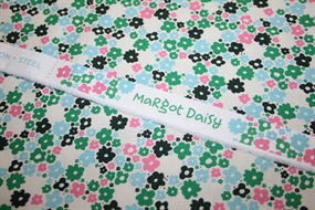 Cotton + Steel bomuld med små blomster