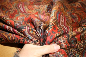 Uldblanding med paisley print