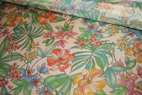 Viscose med blomster og lurex