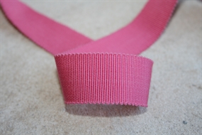 Pink bomulds grosgrainbånd 25 mm.