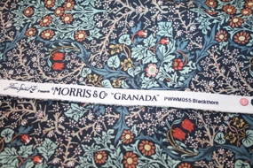 William Morris stof \'Blackthorn Indigo\'