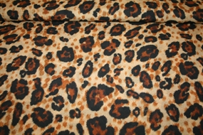 Viscose med leopard print