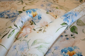 Silke organza med blomsterprint