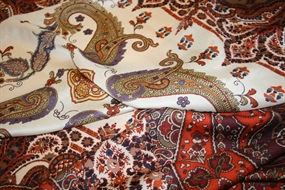 Uld -og silkeblanding med paisley print