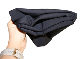 Stofrest 1,05 m. blåsort uld med stræk