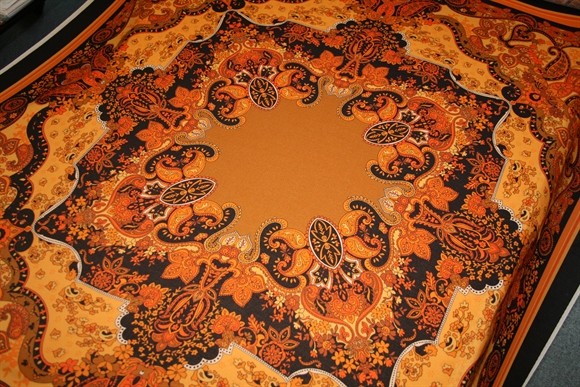 Uld- og silkeblanding til tørklæde i orange nuancer