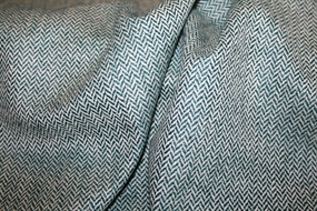 Petrol/sand sildebensvævet uld stof fra Italien