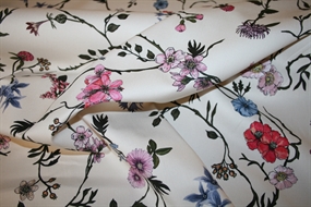 Blomstret bomuldsstretch