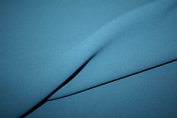 Mørk petrol viskoseblanding