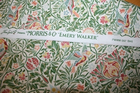 William Morris stof \'Bird Boughsgreen\'