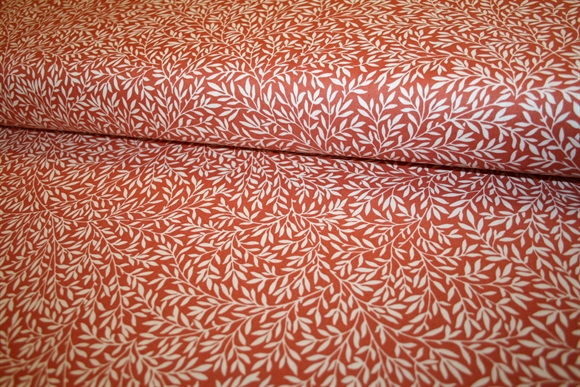 William Morris bomuld \'Small Standen Lily Red\'